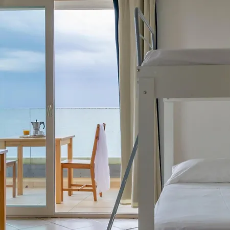 Solar Lägenhetshotell 4*