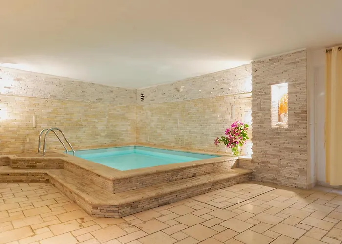 Solar Aparthotel Torre Ovo